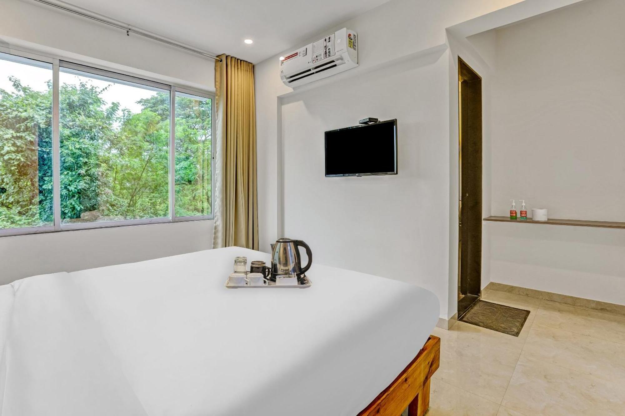 Hotel Townhouse Somani Apta Exterior foto